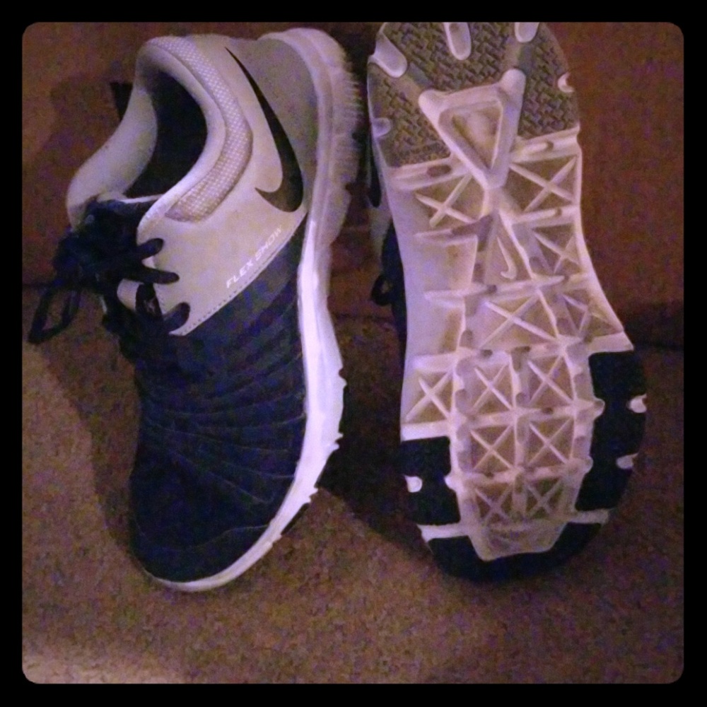 Nike Flex show 6y